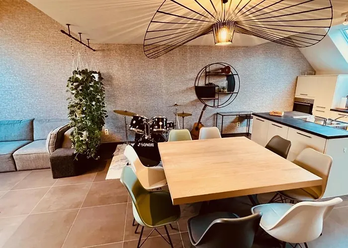 Apartament Becosy Triplex Chic Et Moderne Style Loft *